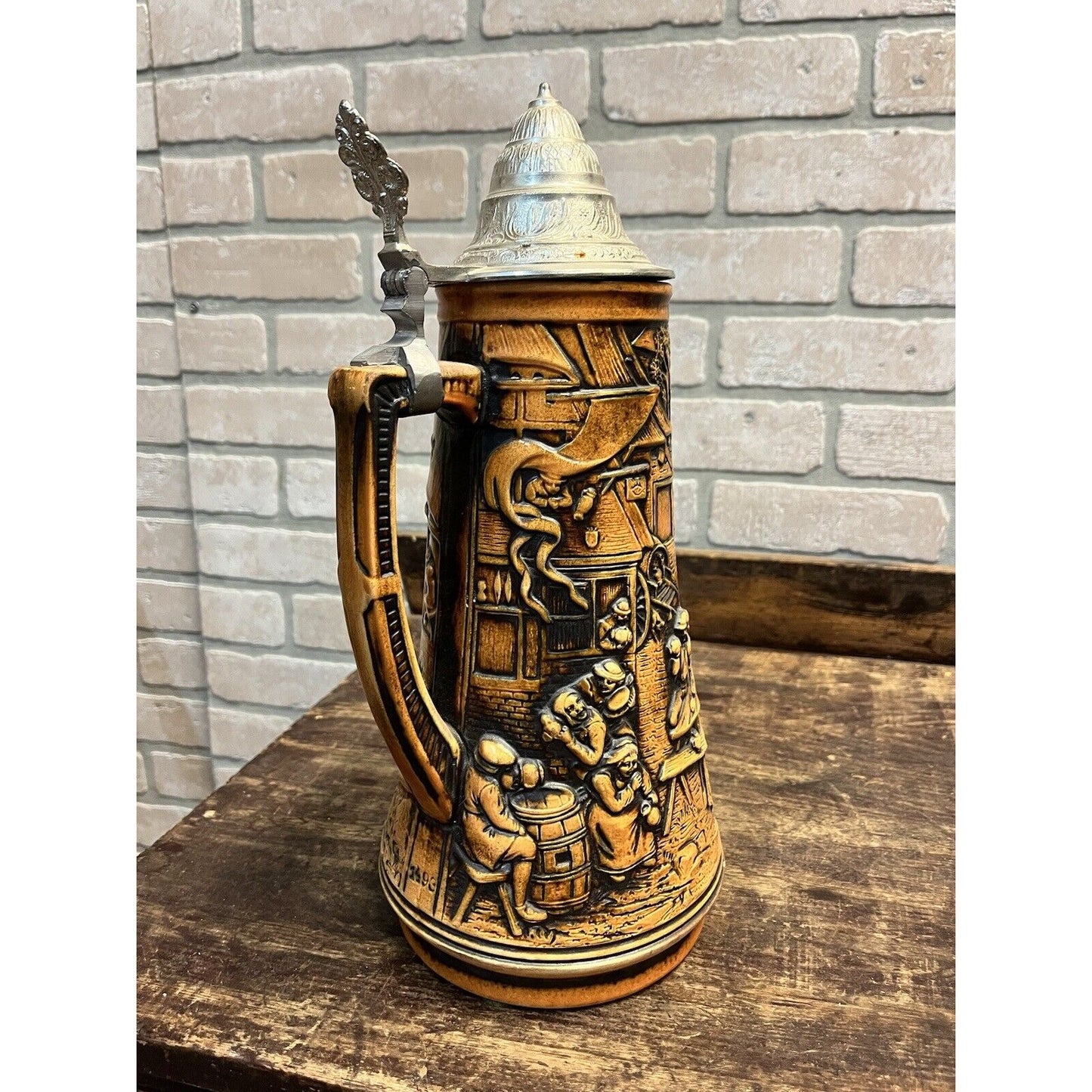 Vintage Simon Peter Gertz "Village Scene" 2.5 Litre German Stein Pewter Lid 1493