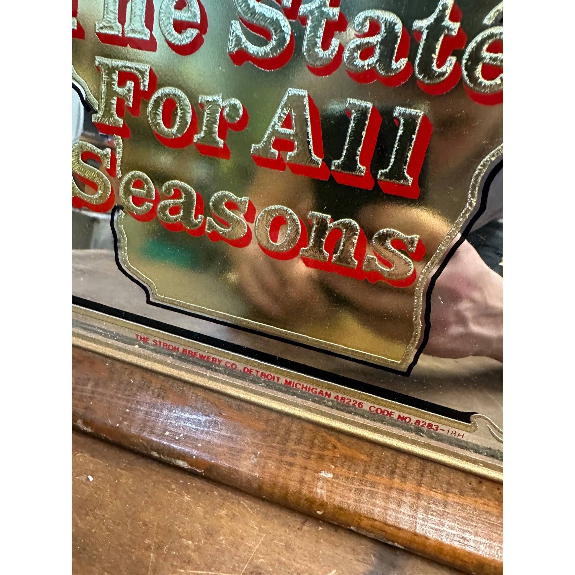 Vintage Stroh's Beer Wood Framed Bar Pub Mirror Advertising Sign Salutes Wisconsin