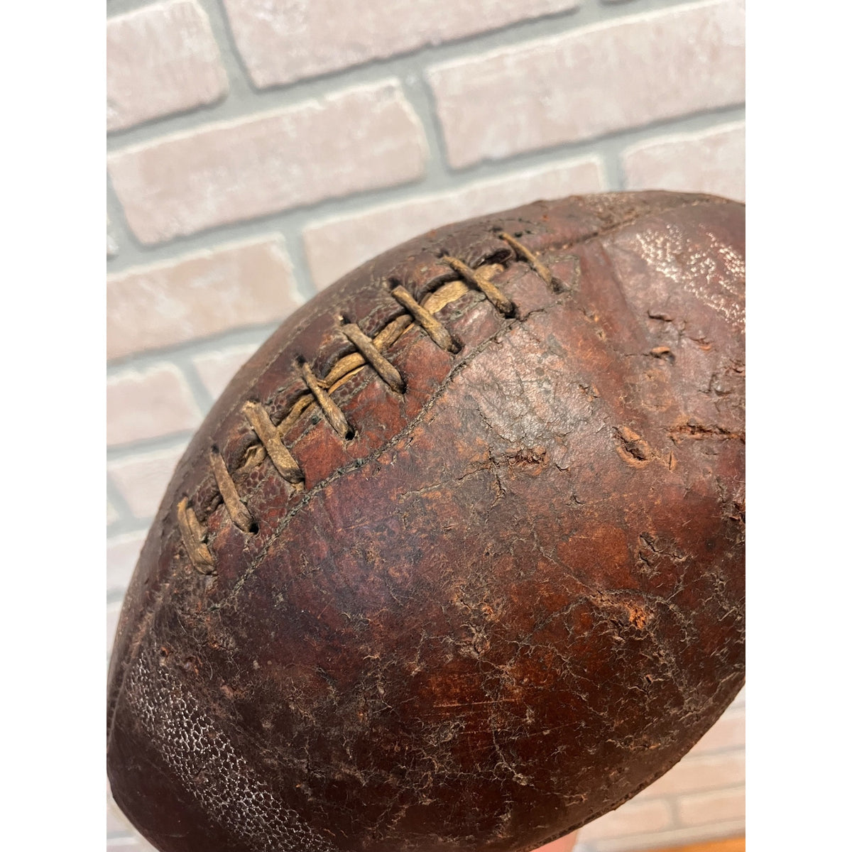 Vintage c1940s Spalding Leather Football Early White Stripes 8-Lace - J5V?