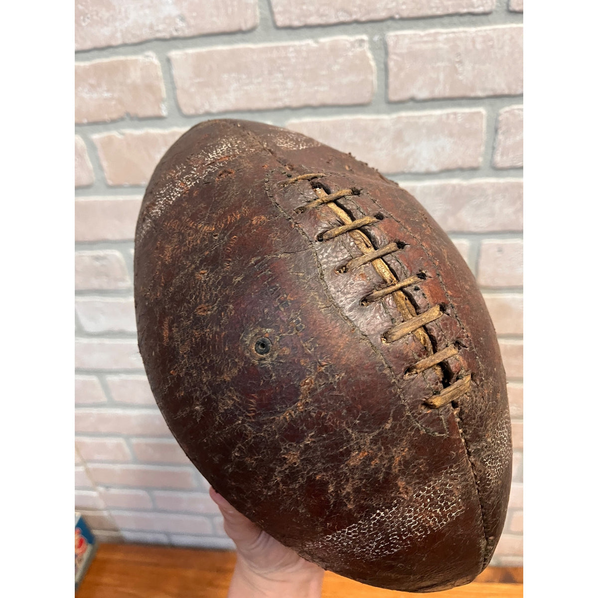 Vintage c1940s Spalding Leather Football Early White Stripes 8-Lace - J5V?