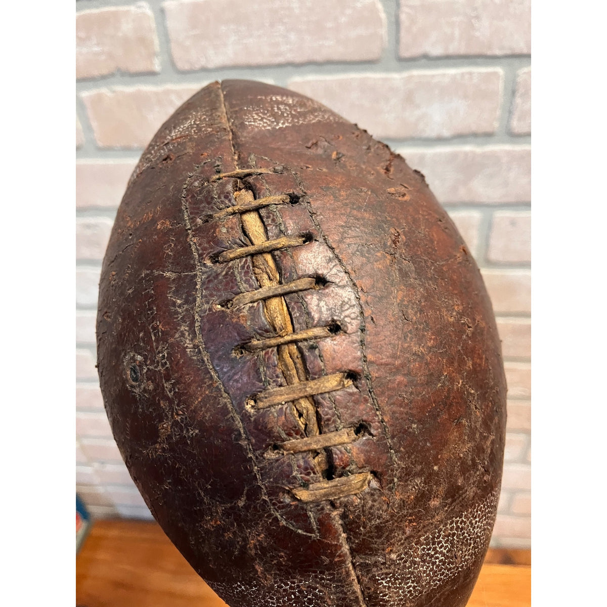 Vintage c1940s Spalding Leather Football Early White Stripes 8-Lace - J5V?