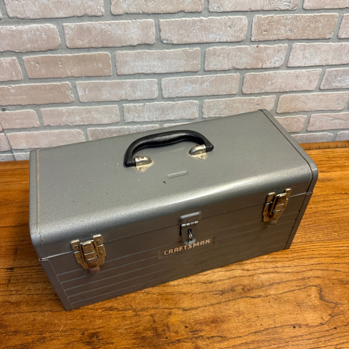 Vintage Sears Craftsman Gray Metal Tool Box Tote Red Tray Great Shape Ribbed