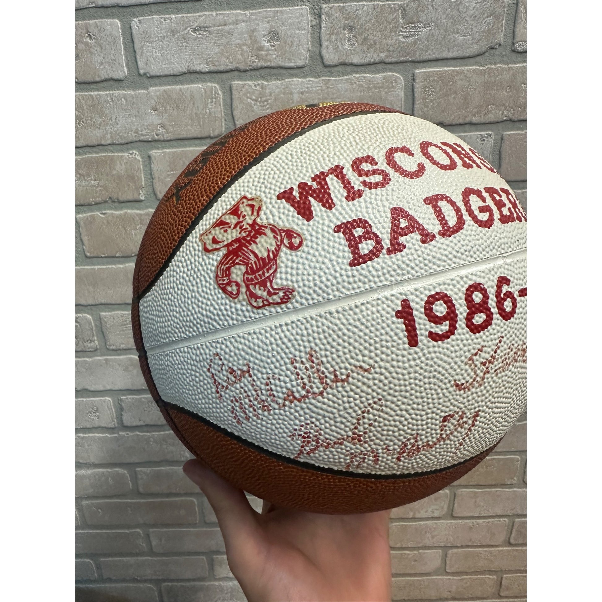 1986-87 Wisconsin Badgers Signed Basketball Coaches Steve Yoder, Ray McCallum ++