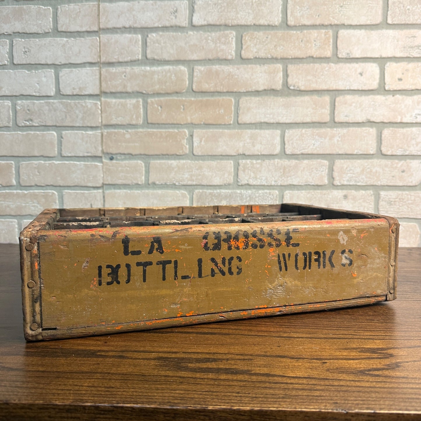 Vintage La Crosse Bottling Works Soda Pop Wooden Crate Carrier Stenciled