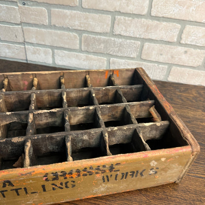 Vintage La Crosse Bottling Works Soda Pop Wooden Crate Carrier Stenciled