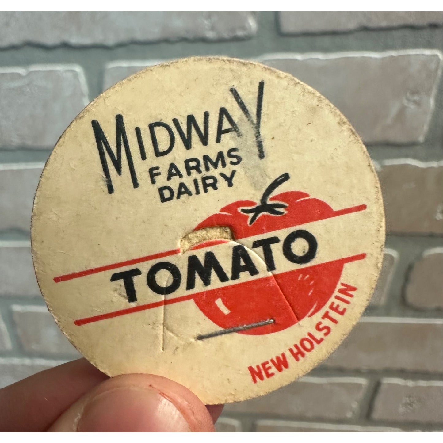 Milk Bottle Cap - Midway Farms Dairy - New Holstein, (Wisconsin) - TOMATO