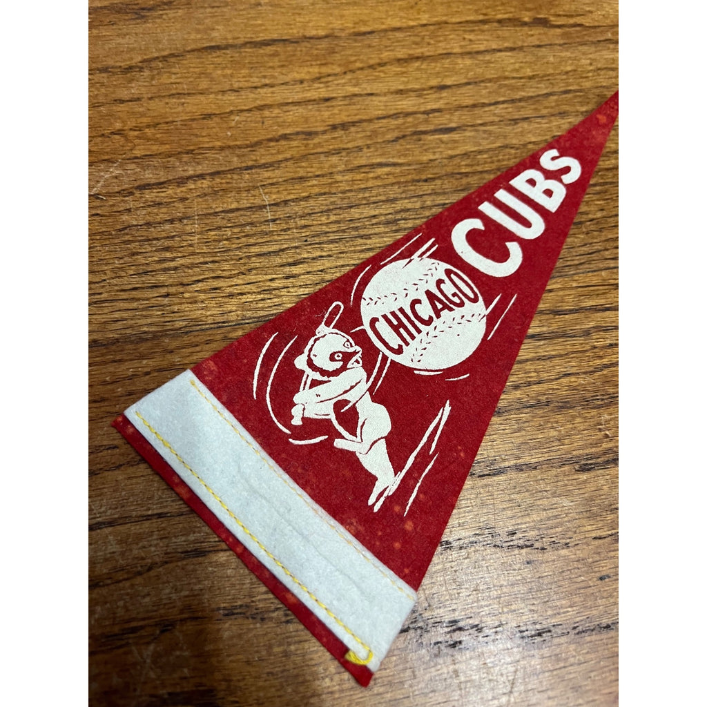 Vintage 1950s Chicago Cubs Mini Baseball Felt Pennant 9"