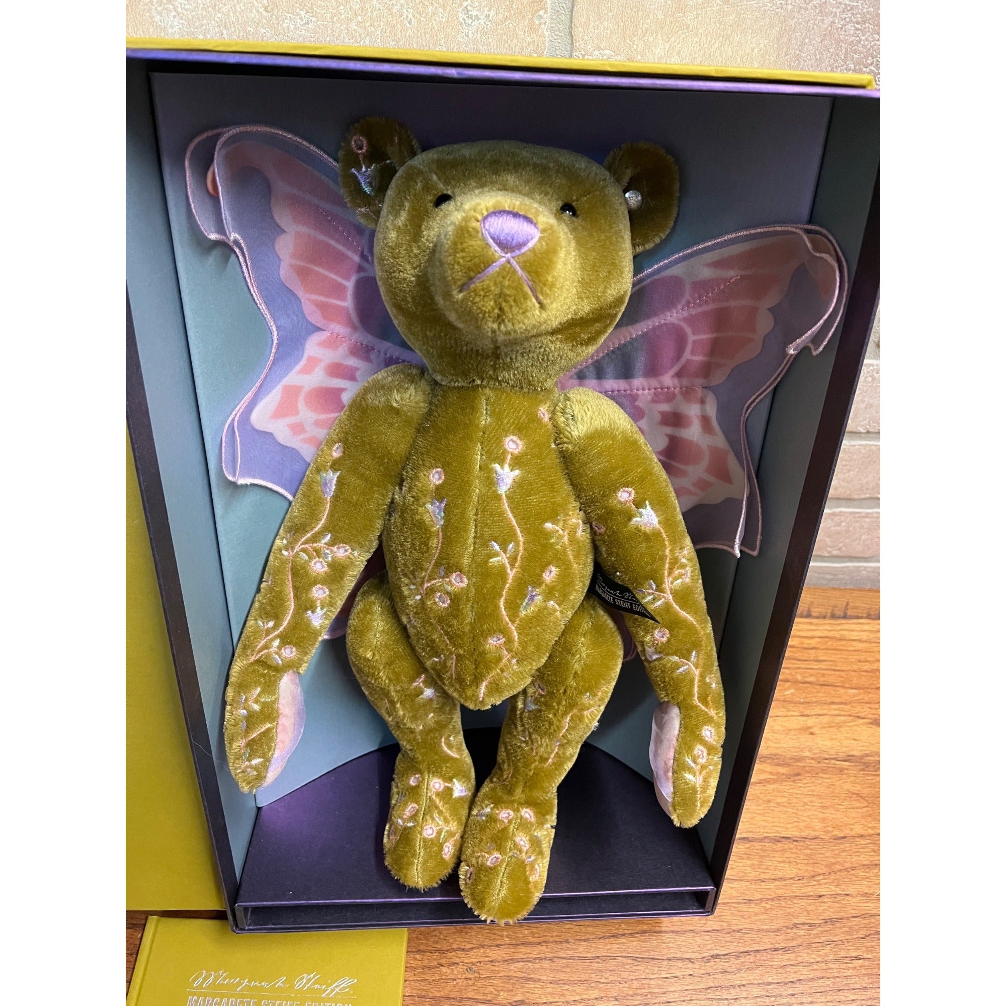 RARE Margarete Steiff Club Limited Edition Bear #420627 Fairytales Wings