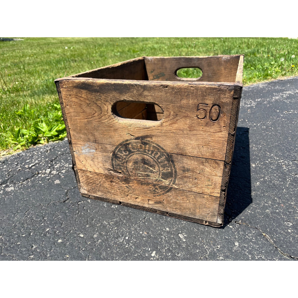 RARE Vintage Jung Old Country Beer Crate Random Lake Wisconsin Wis WI