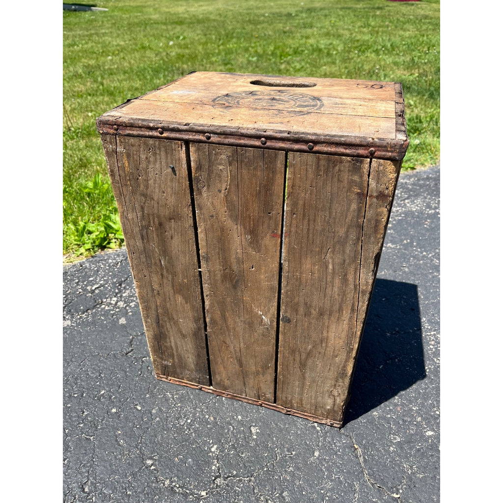 RARE Vintage Jung Old Country Beer Crate Random Lake Wisconsin Wis WI