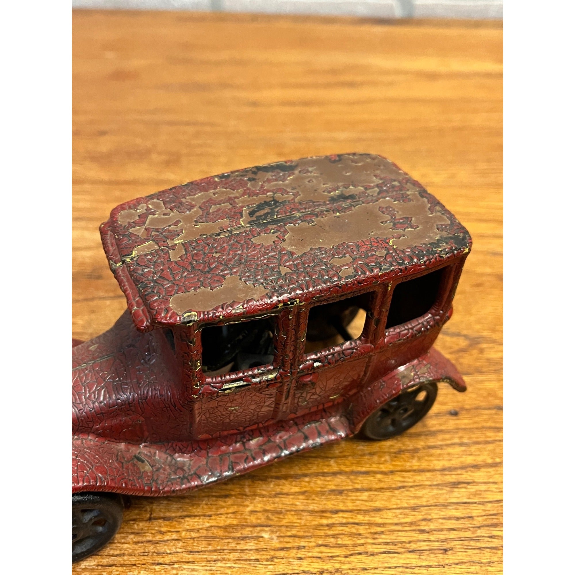 Antique Arcade Cast Iron Ford Model T Automobile 4-Door Red Toy - Read