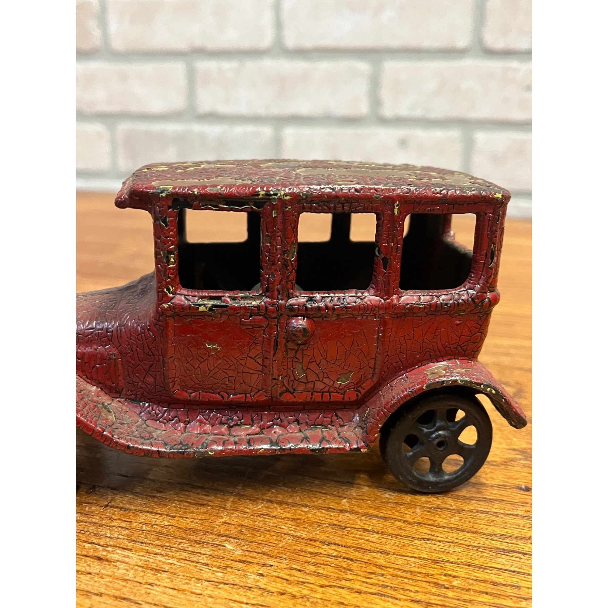 Antique Arcade Cast Iron Ford Model T Automobile 4-Door Red Toy - Read
