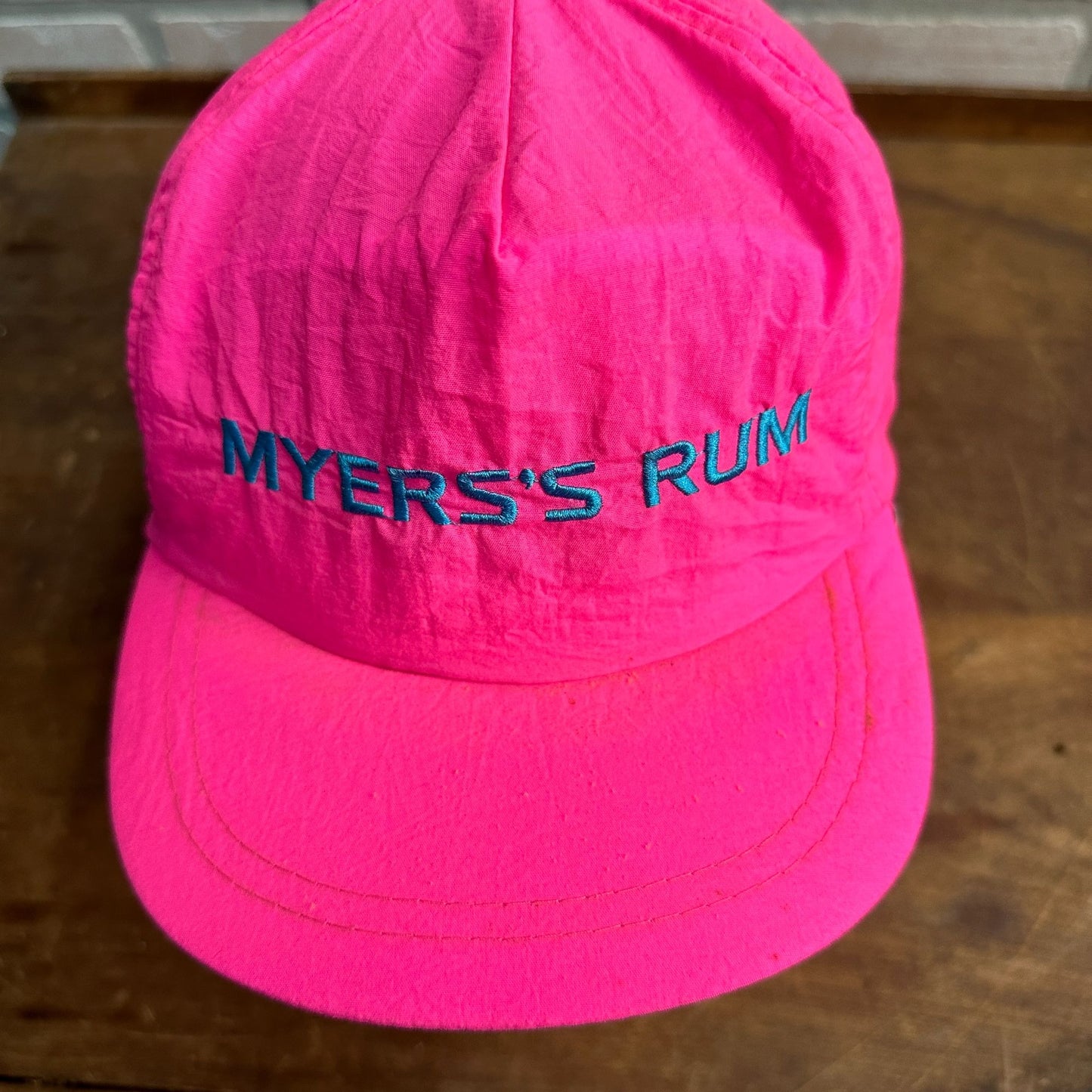 VINTAGE NYLON MYERS RUM WHISKEY PINK HAT GOLFING RETRO SNAPBACK HAT TAIWAN