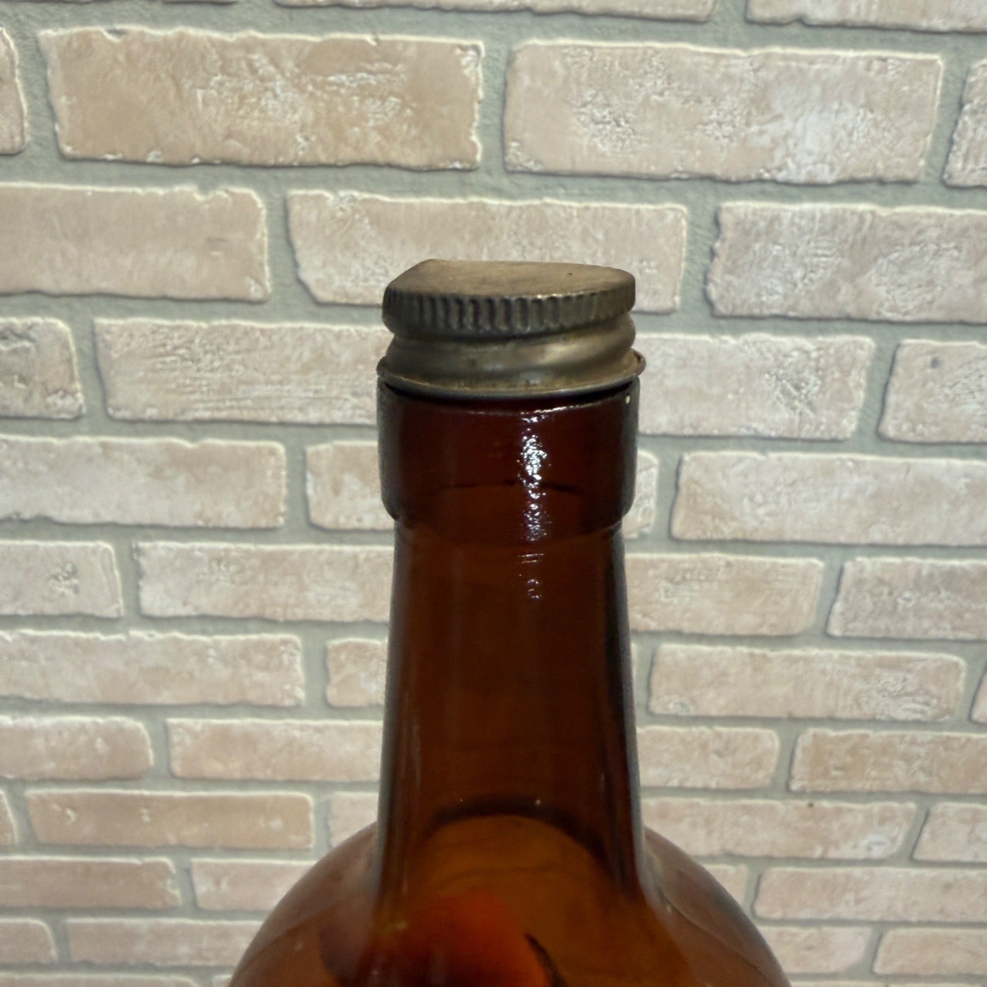 Vintage Philadelphia - Famous Since 1894 Embossed Whiskey Bottle - Screw Top w/ Cap