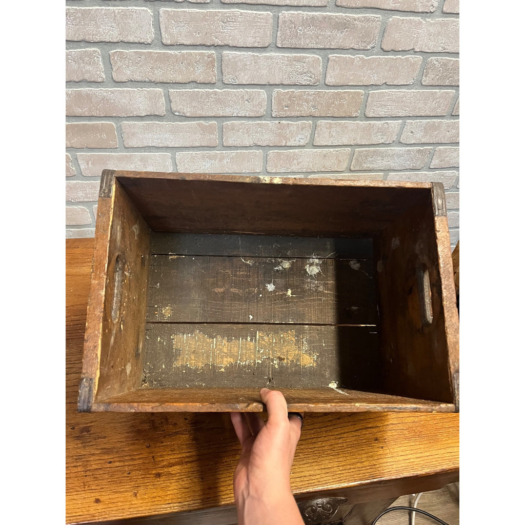 Schlitz Wooden Beer Crate 1933 "The Beer That Made Milwaukee Famous" Vintage