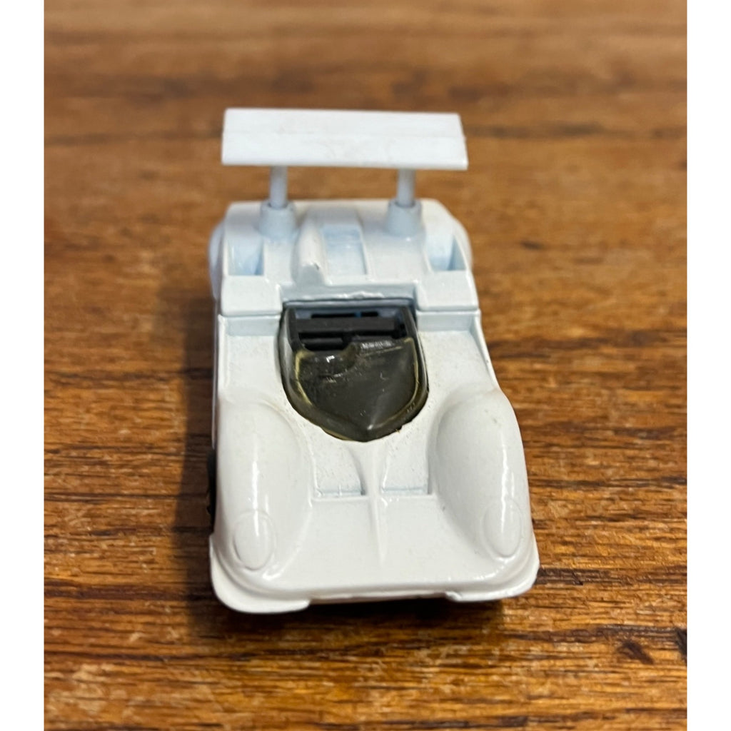Vintage Hot Wheels Redline 1968 Enamel White Chaparral 2G -- NEAR MINT