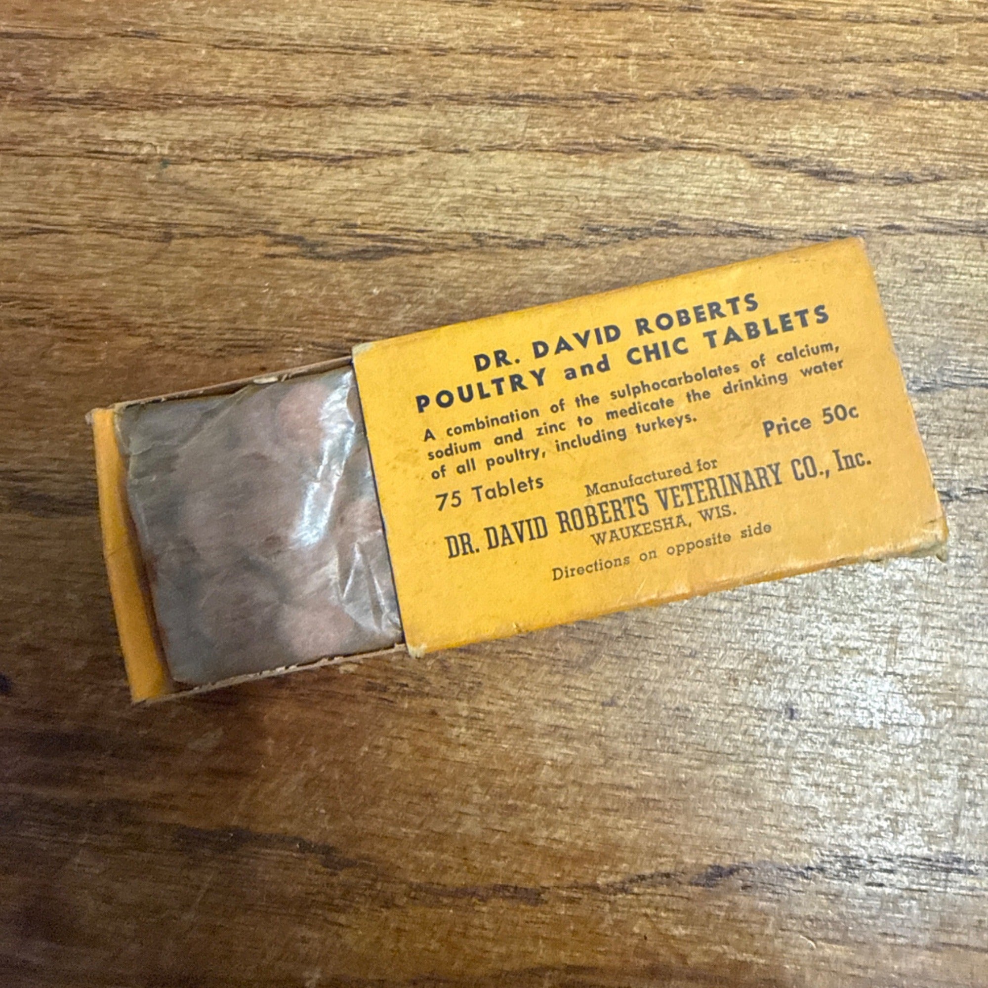 Vintage Dr David Roberts Poultry Chic Tablets Veterinarian Medicine Waukesha Wis