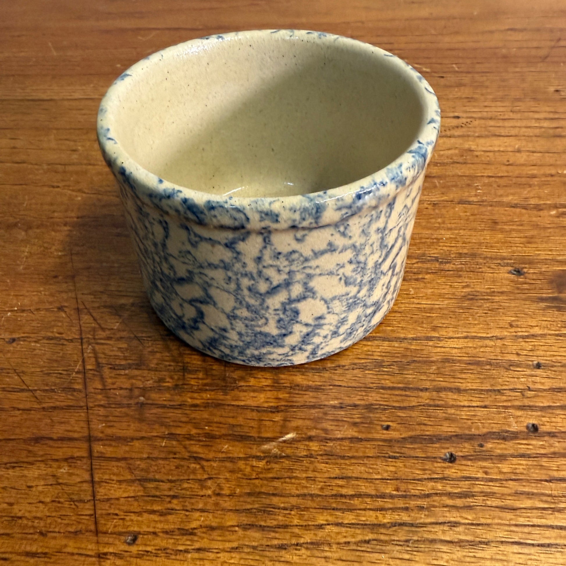 Ransbottom Small Spongeware Stoneware Butter Crock Speckled Roseville