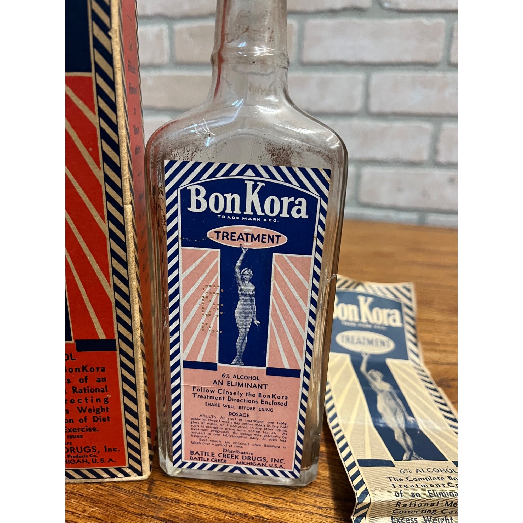 Vintage 1930s Art Deco Bon Kora Medicine Bottle Box Battle Creek MI Advertising