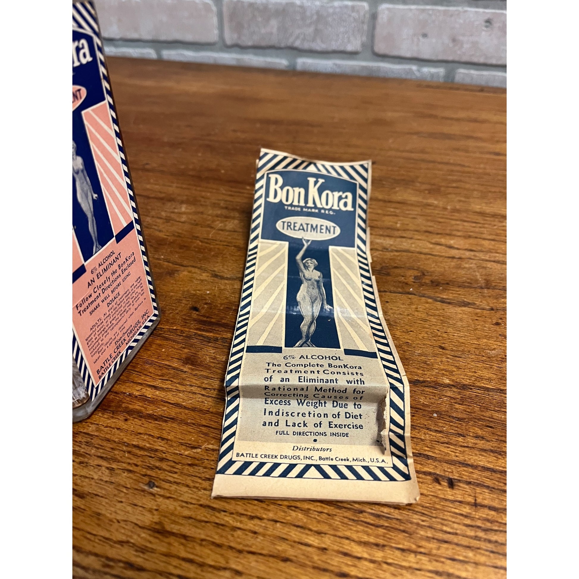 Vintage 1930s Art Deco Bon Kora Medicine Bottle Box Battle Creek MI Advertising