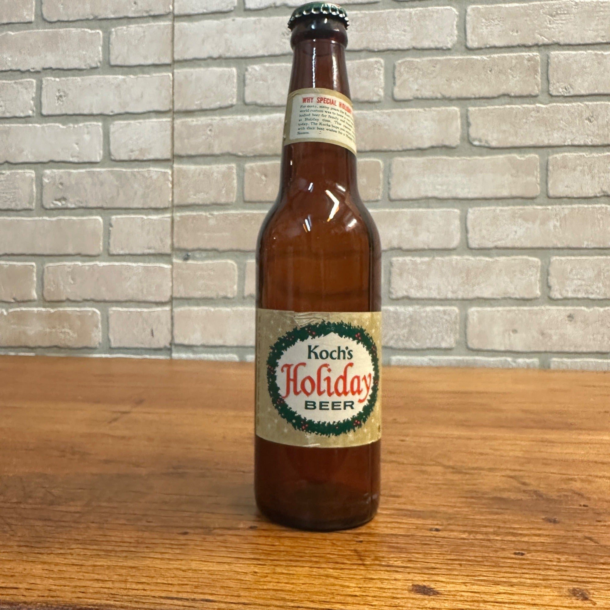 Vintage Koch's Holiday Beer Bottle 12oz Label Dunkirk NY Fred Koch Brewery