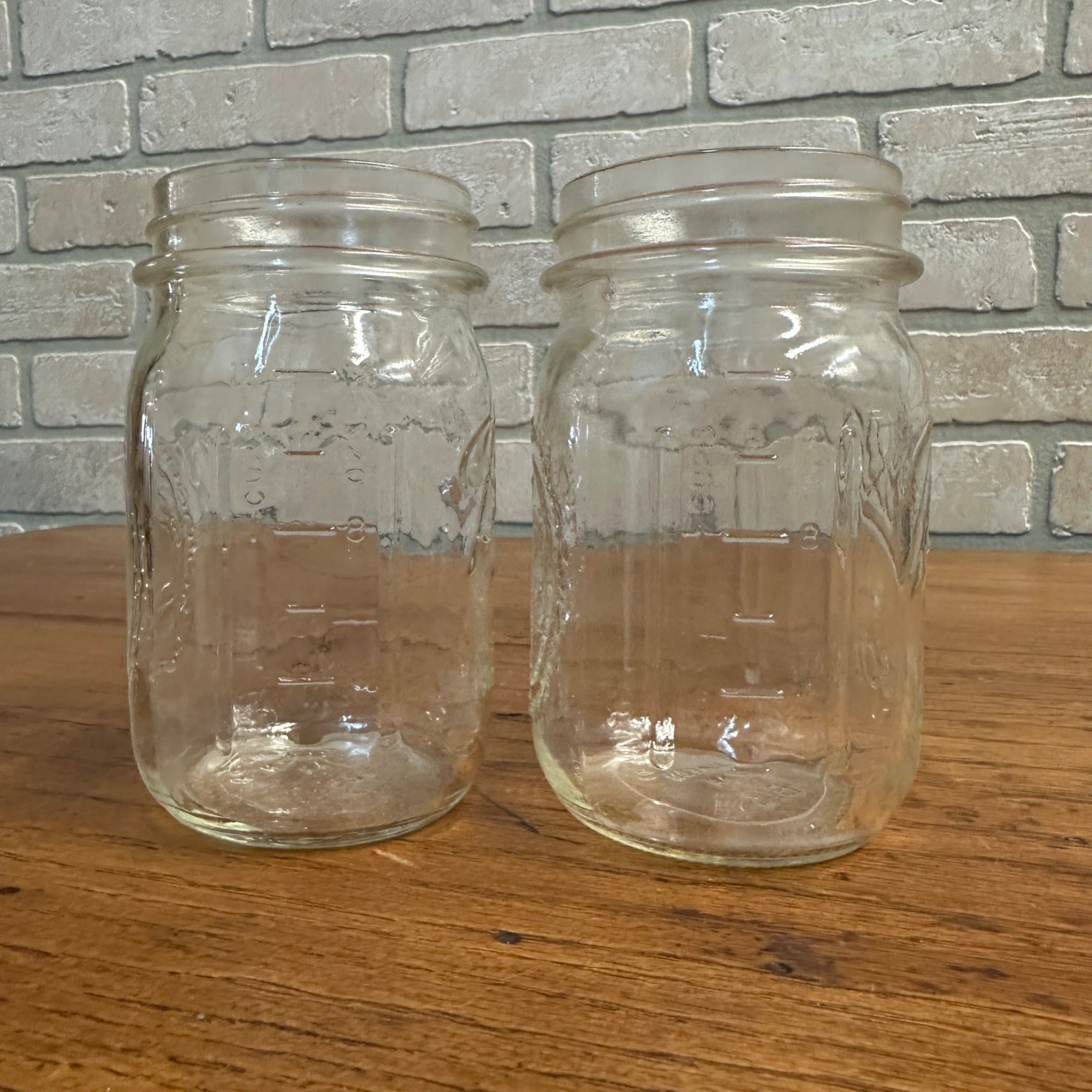 (2 Vintage Ball Mason Pint Jar - Clear Embossed Fruit Sculpted 61a