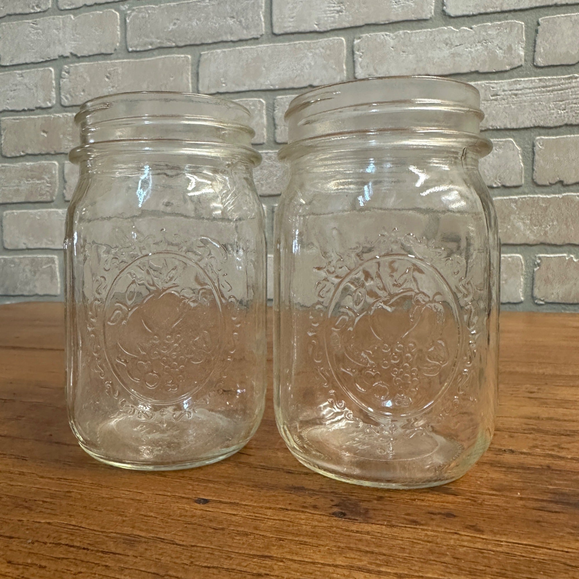 (2 Vintage Ball Mason Pint Jar - Clear Embossed Fruit Sculpted 61a