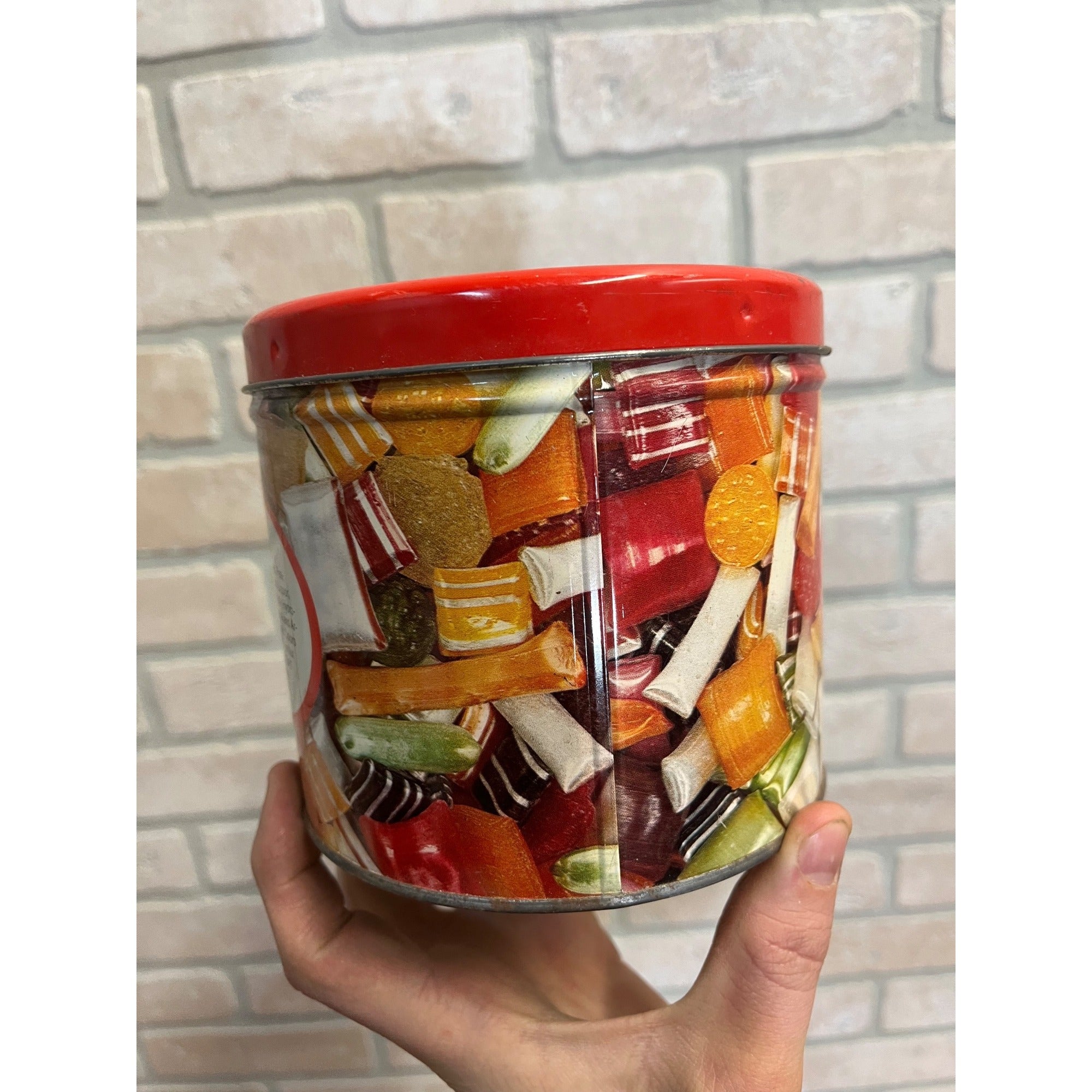 Vintage Advertising Peerless Chips N' Chews 28oz Candy Tin