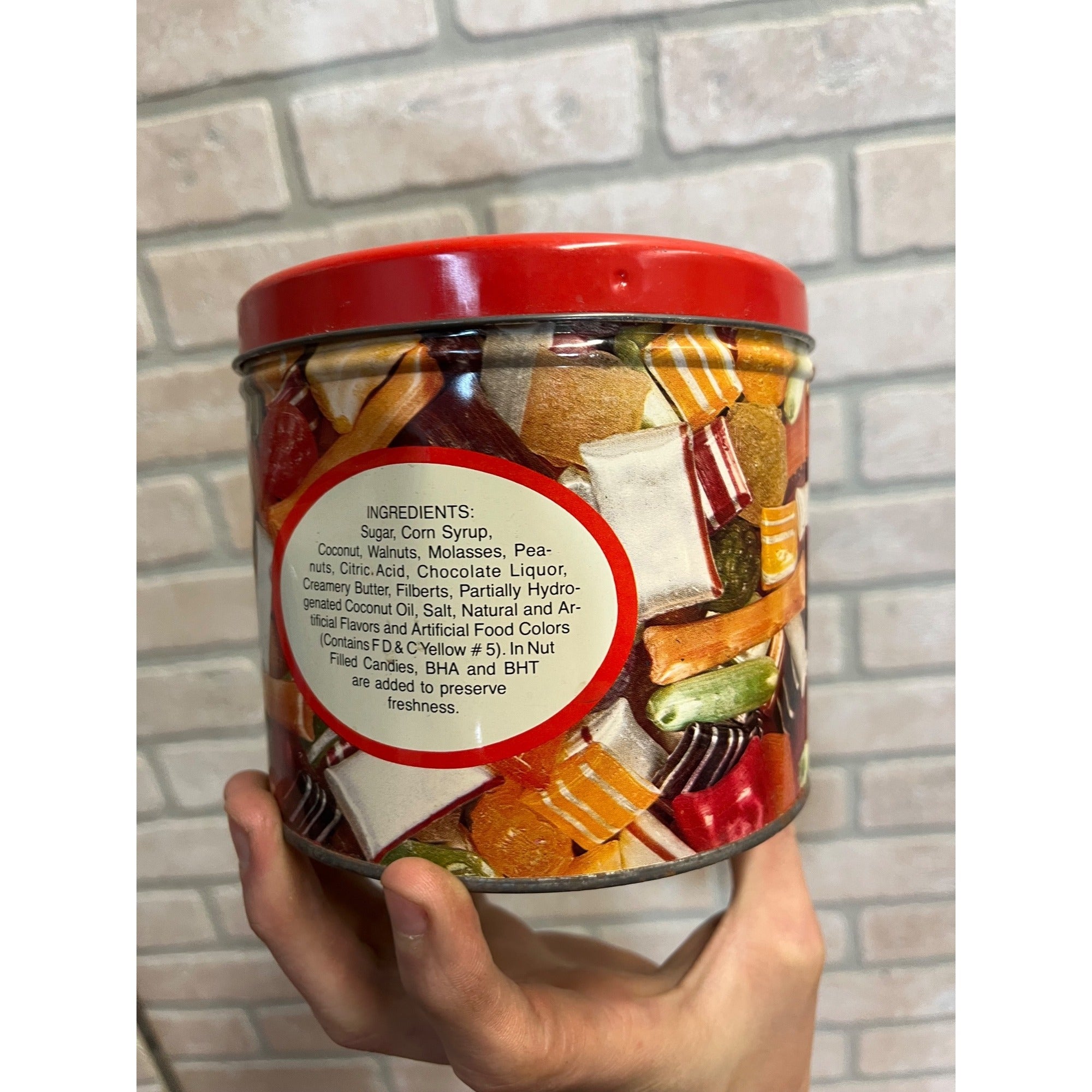 Vintage Advertising Peerless Chips N' Chews 28oz Candy Tin