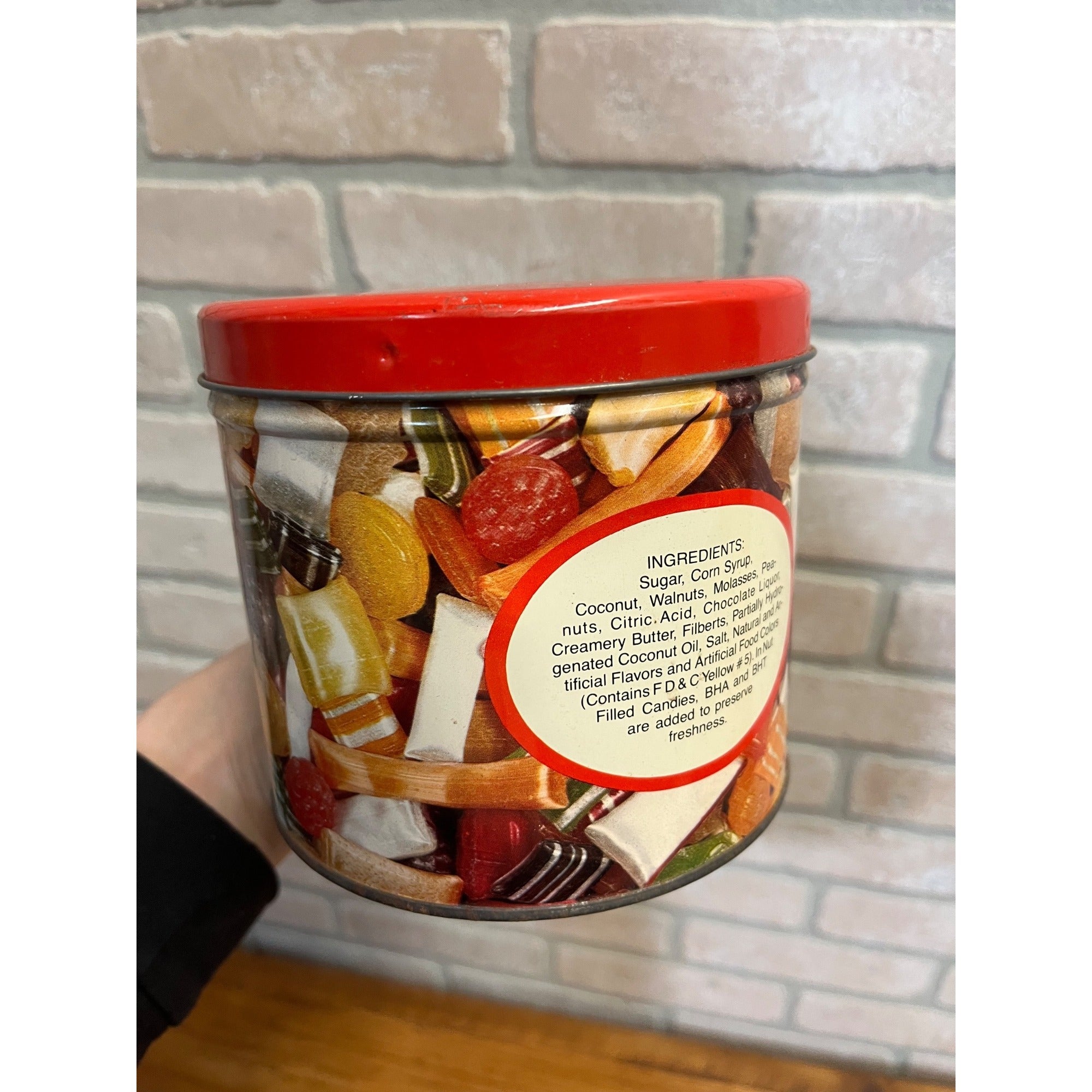 Vintage Advertising Peerless Chips N' Chews 28oz Candy Tin