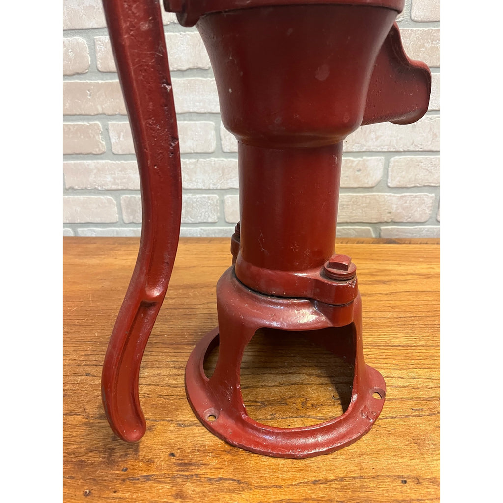 Vintage Red Trahern Pump Co. Cast Iron No. 2 Farm Water Hand Pump