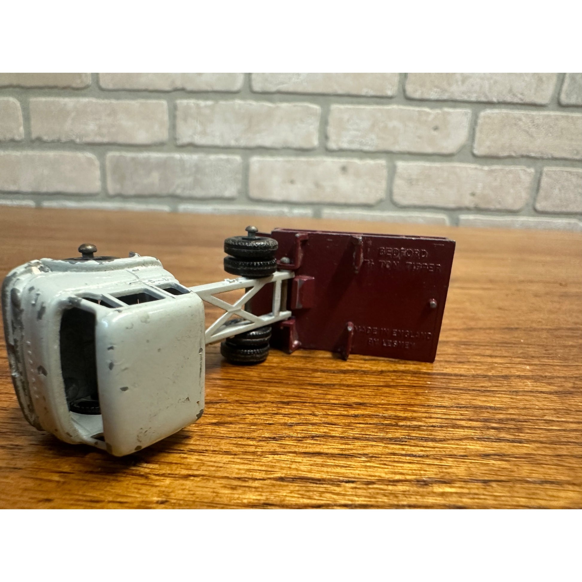 Vintage Lesney Matchbox No.3 Bedford 7.5 Ton Tipper Truck