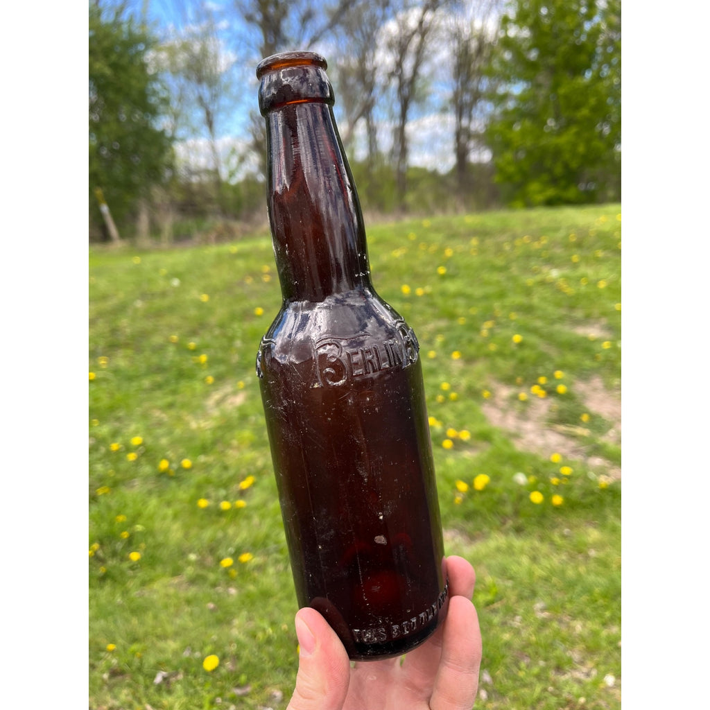 Vintage Berlin Wis. Brew Co. Beer Bottle Amber Brown Embossed 1920s