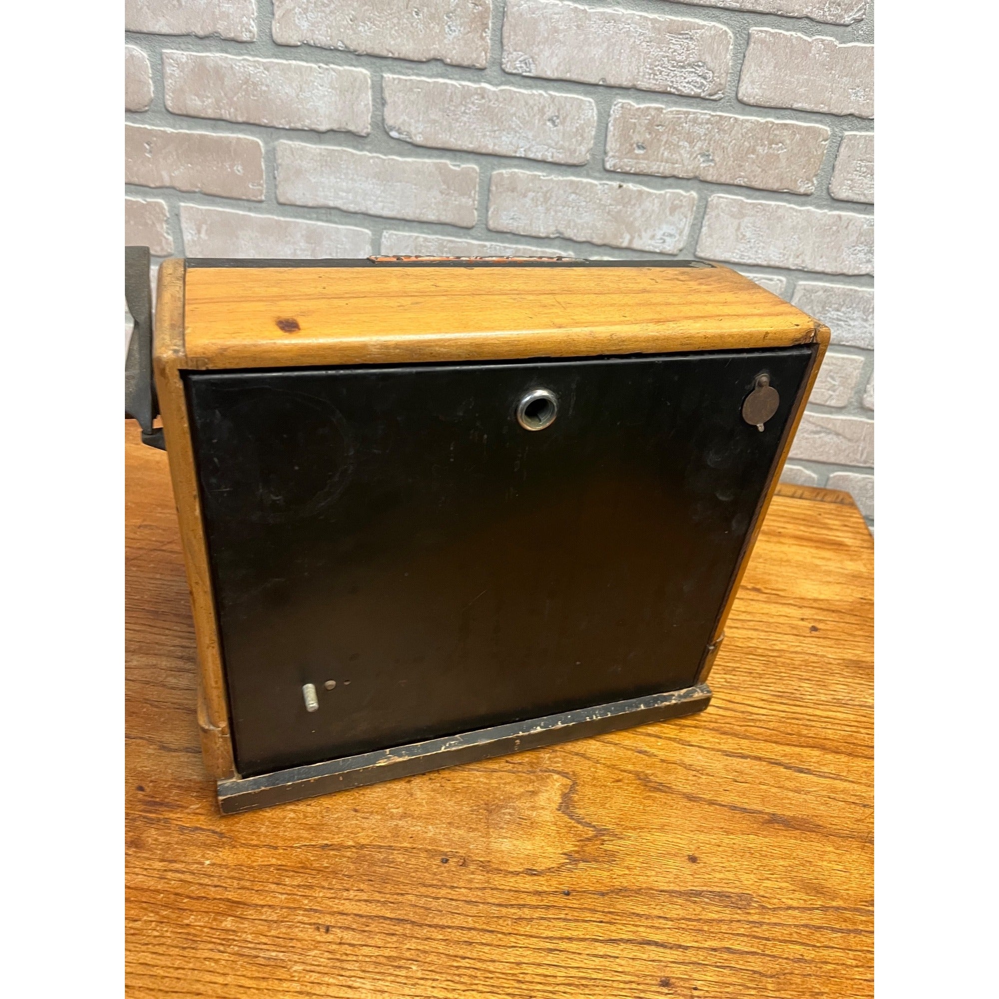 Vintage Groetchen 21 Twenty-One Coin-Op Trade Stimulator Blackjack Slot Machine