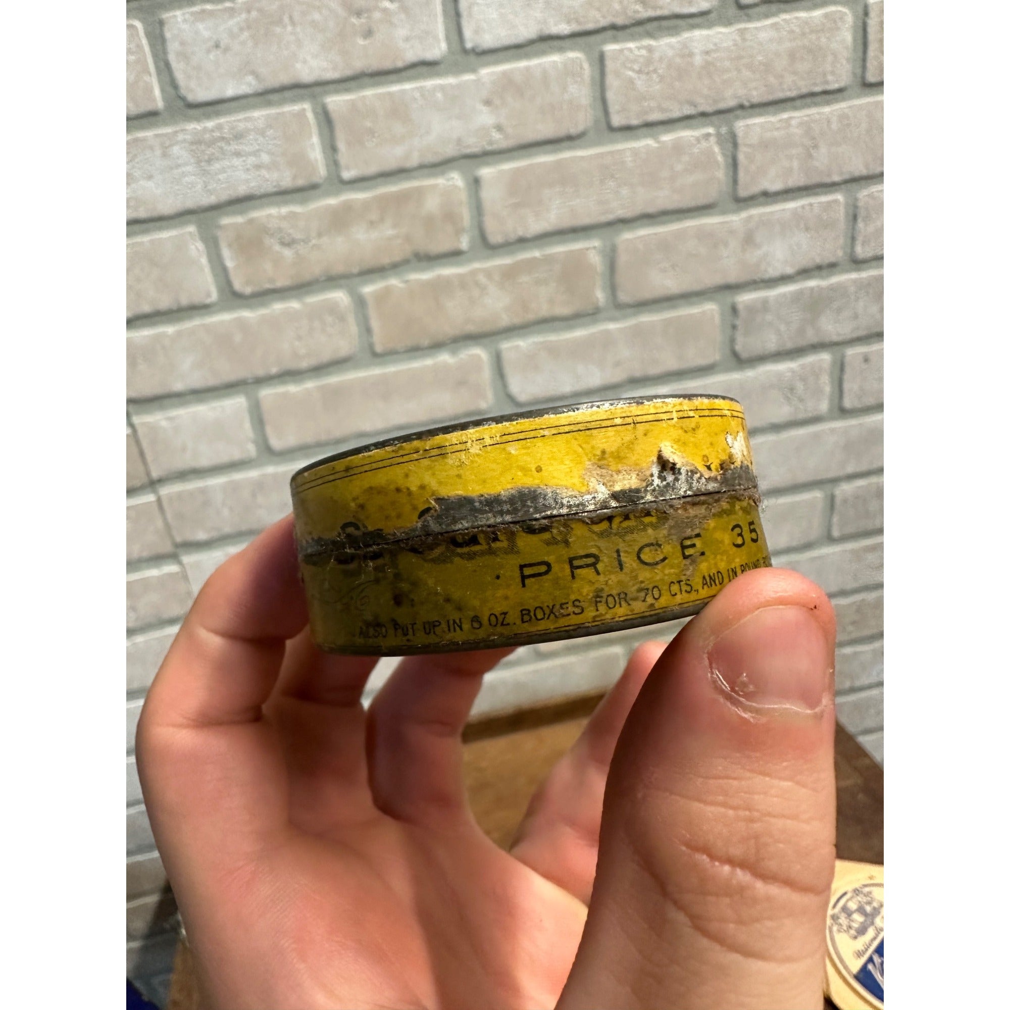 Vintage Early 1900s Bickmore's Gall Salve for Horses & Cattle Advertising Tin Can