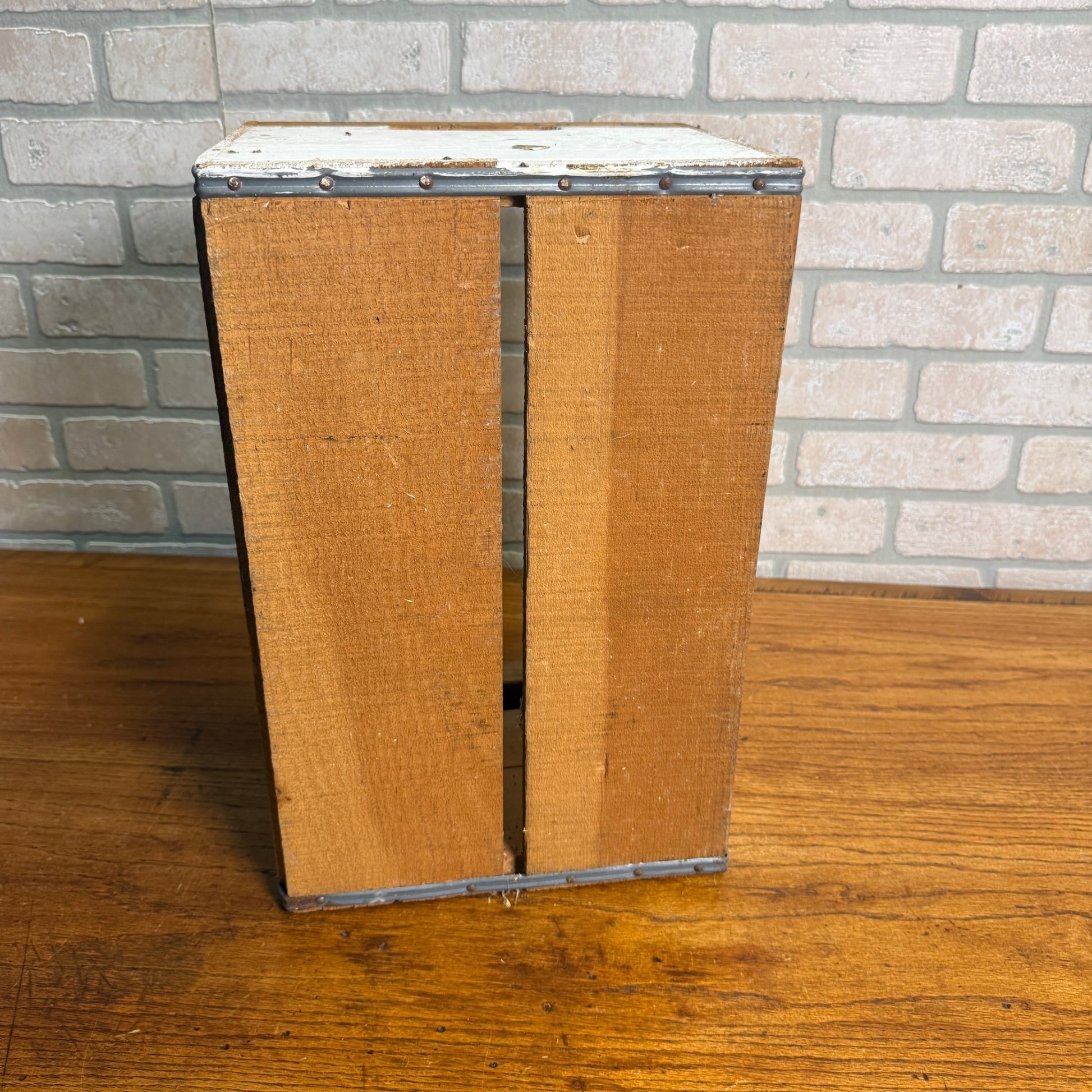 Vintage E.L Hustings Soda Pop Bottle Wood Crate Box Carrier Beverage Wisconsin