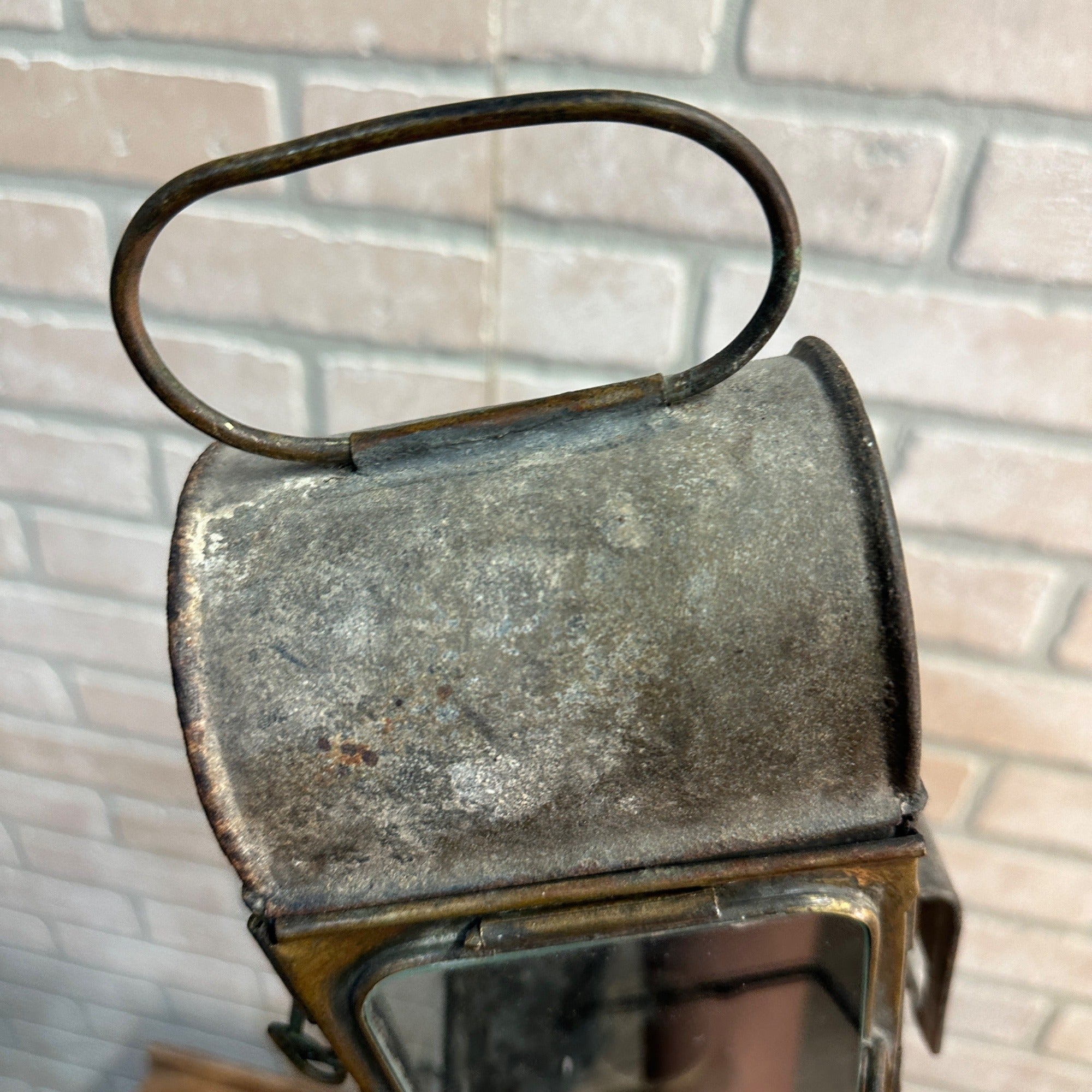 ANTIQUE PRIMITIVE BUGGY CARRIAGE FARMHOUSE TIN CANDLE LANTERN LAMP LIGHT