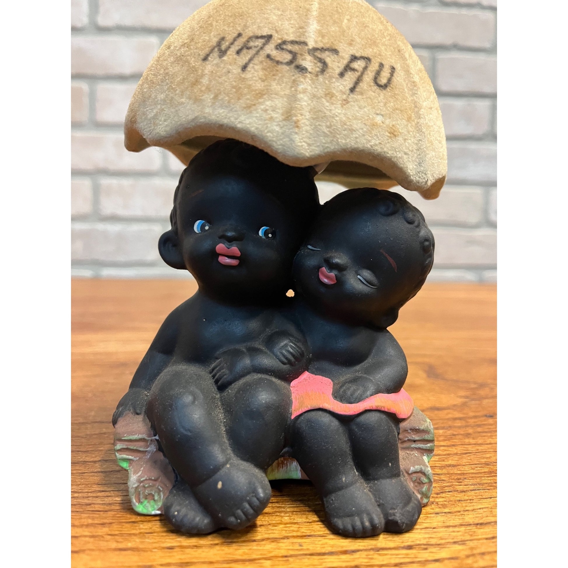 Rare Kenmar Vintage Boy & Girl Bobble Umbrella Chalkware Coin Bank Japan -Nassau