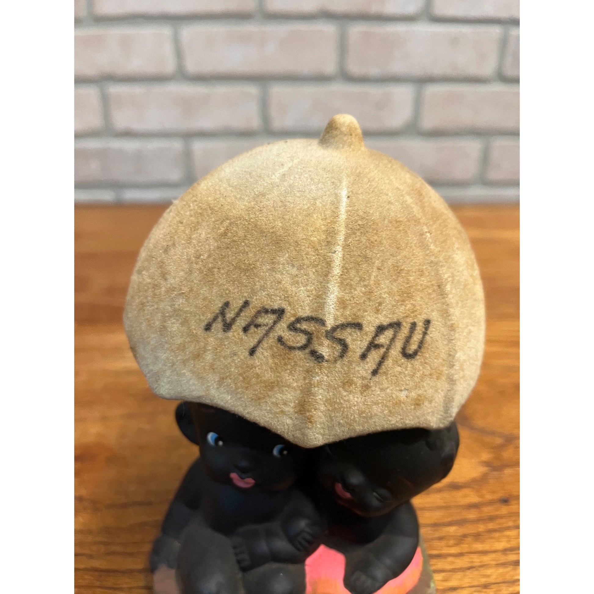 Rare Kenmar Vintage Boy & Girl Bobble Umbrella Chalkware Coin Bank Japan -Nassau