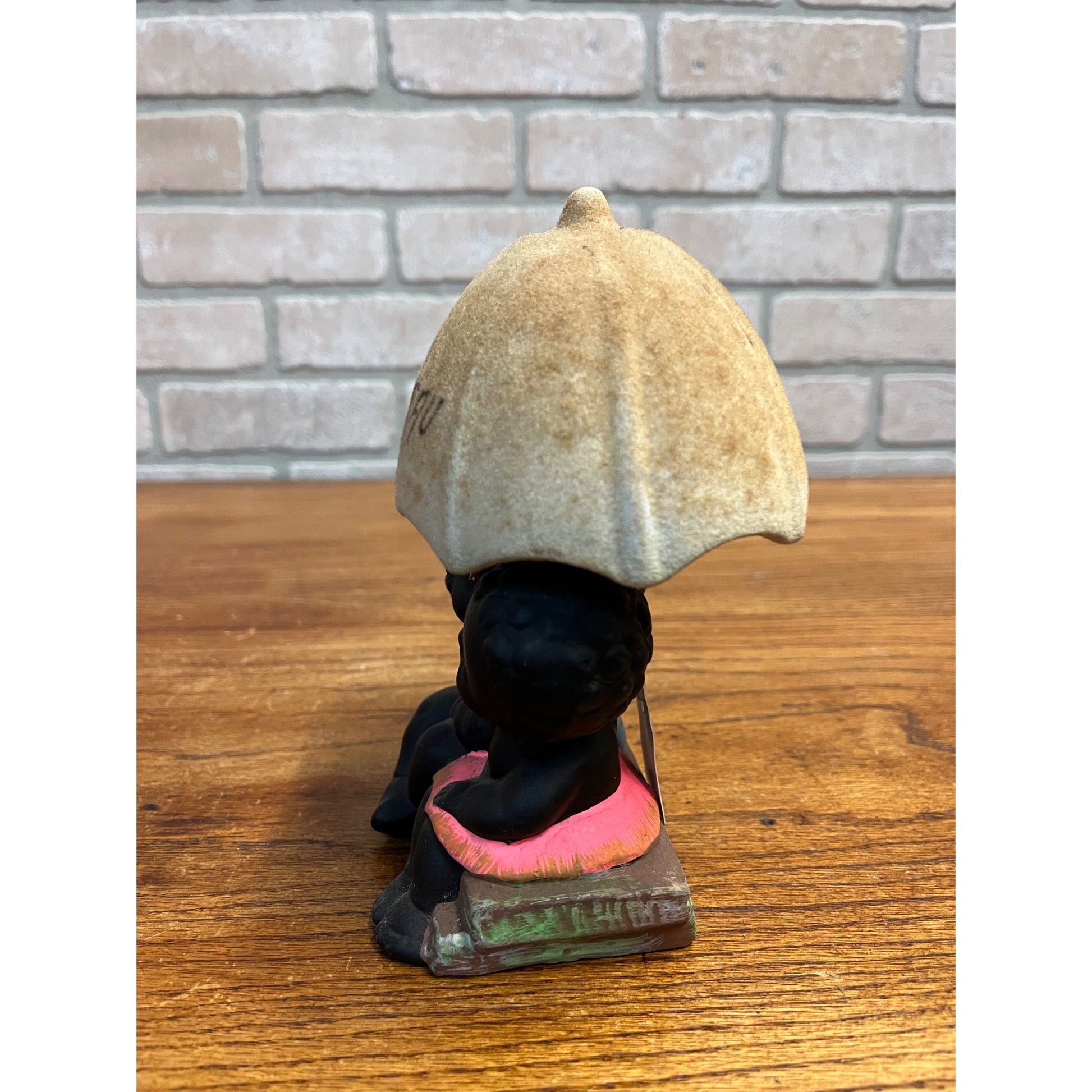 Rare Kenmar Vintage Boy & Girl Bobble Umbrella Chalkware Coin Bank Japan -Nassau