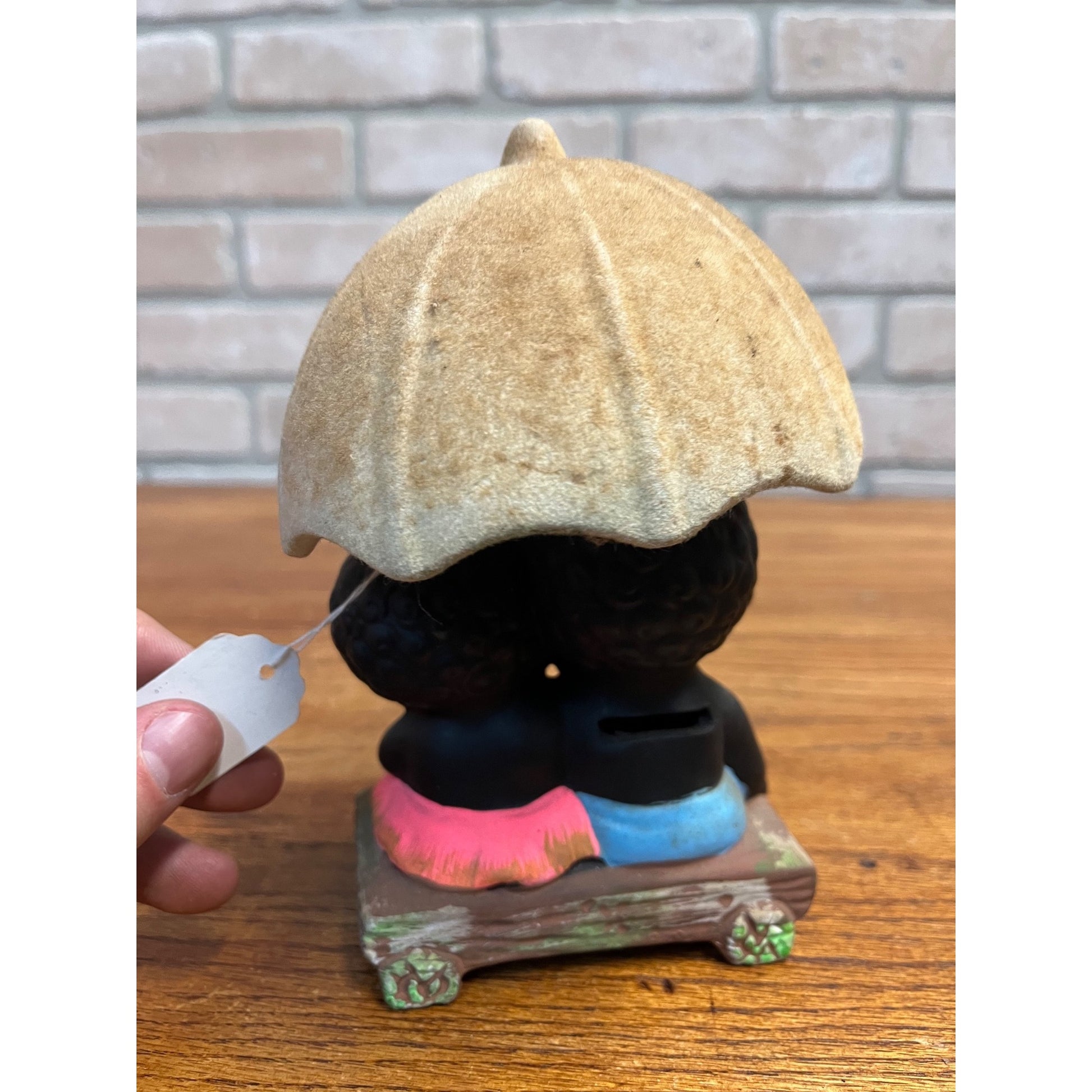 Rare Kenmar Vintage Boy & Girl Bobble Umbrella Chalkware Coin Bank Japan -Nassau