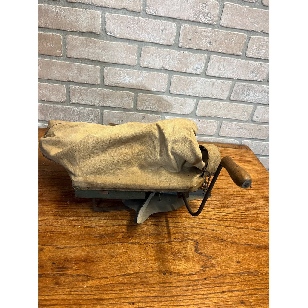 Sears Seeder Seed Sower Hand-Cranked Spreader Green Works