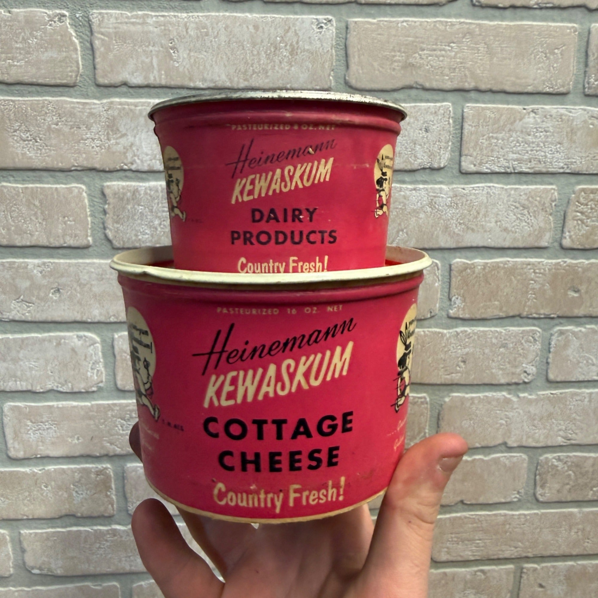 (2) Kewaskum Indian Heinemann Cottage Cheese Wax Containers Wisconsin
