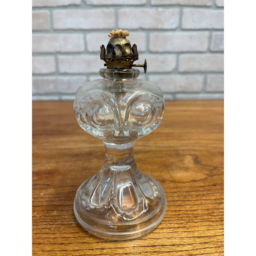 Antique Victorian EAPG Kerosene Oil Lamp 6" King's Crown Bullesye