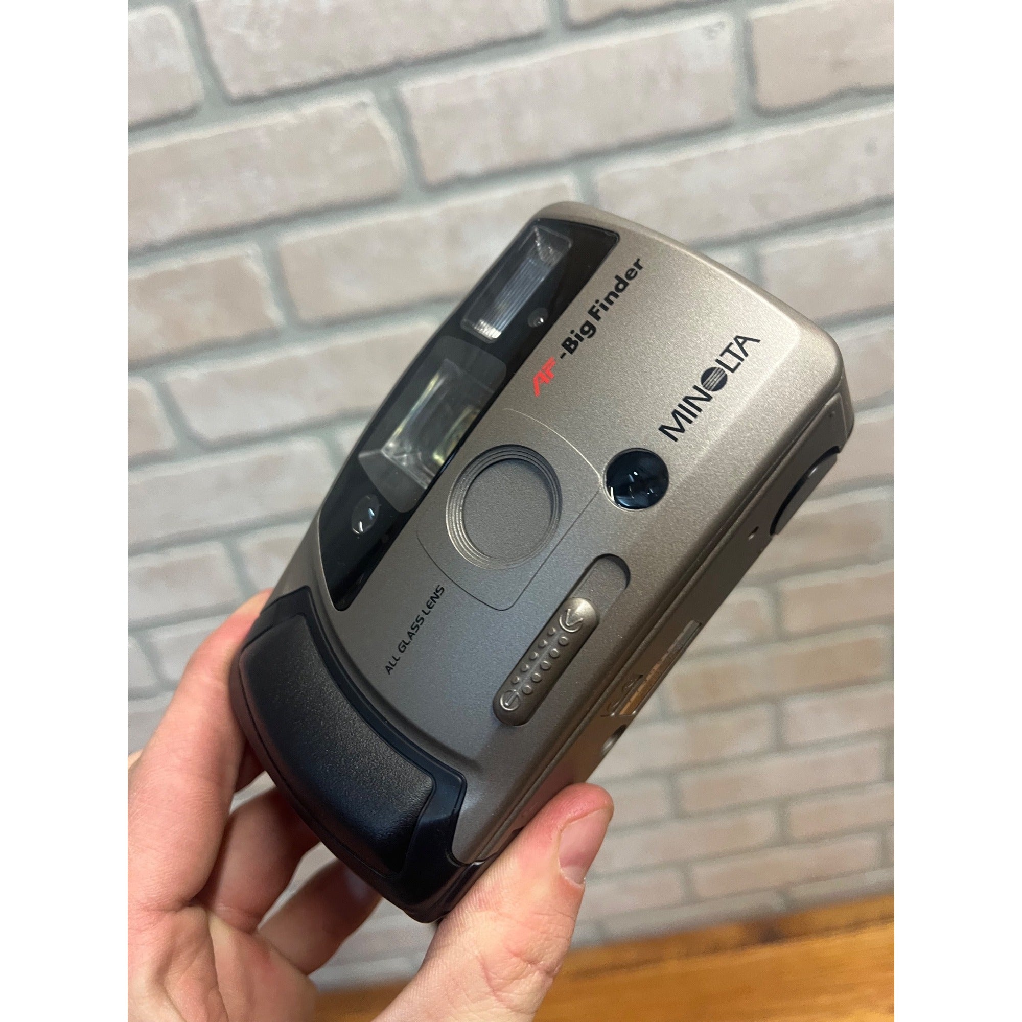 Minolta AF-Big Finder 35mm Point and Shoot Film Camera w/ Carrying Case