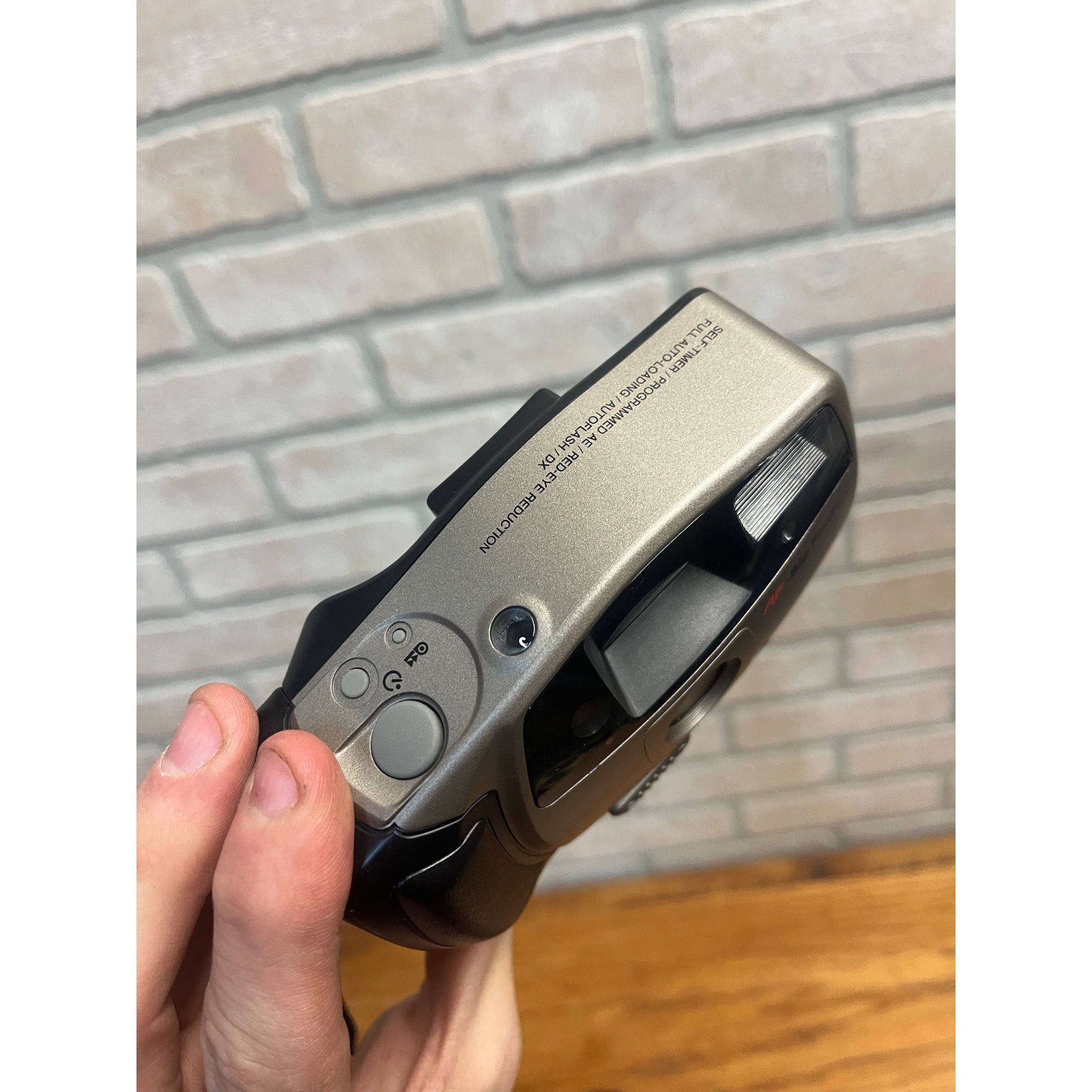 Minolta AF-Big Finder 35mm Point and Shoot Film Camera w/ Carrying Case