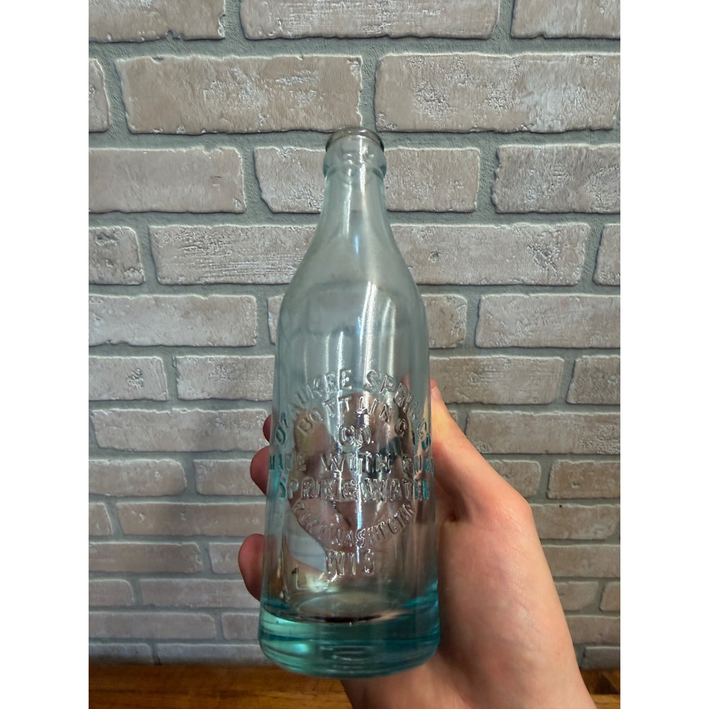 Embossed Ozaukee Springs Bottling Co Port Washington Wis Wisconsin Soda Bottle
