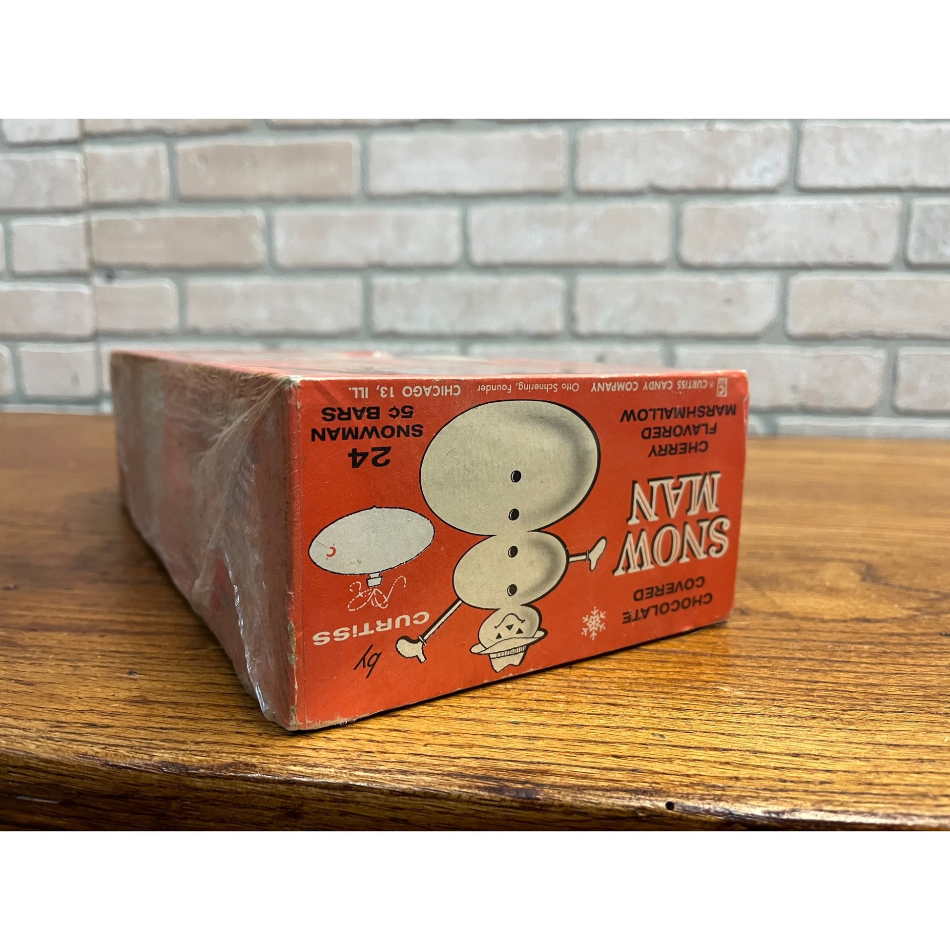 SCARCE Vintage 1950s Curtiss Snow Man Cherry Marshmallow Candy Box Christmas