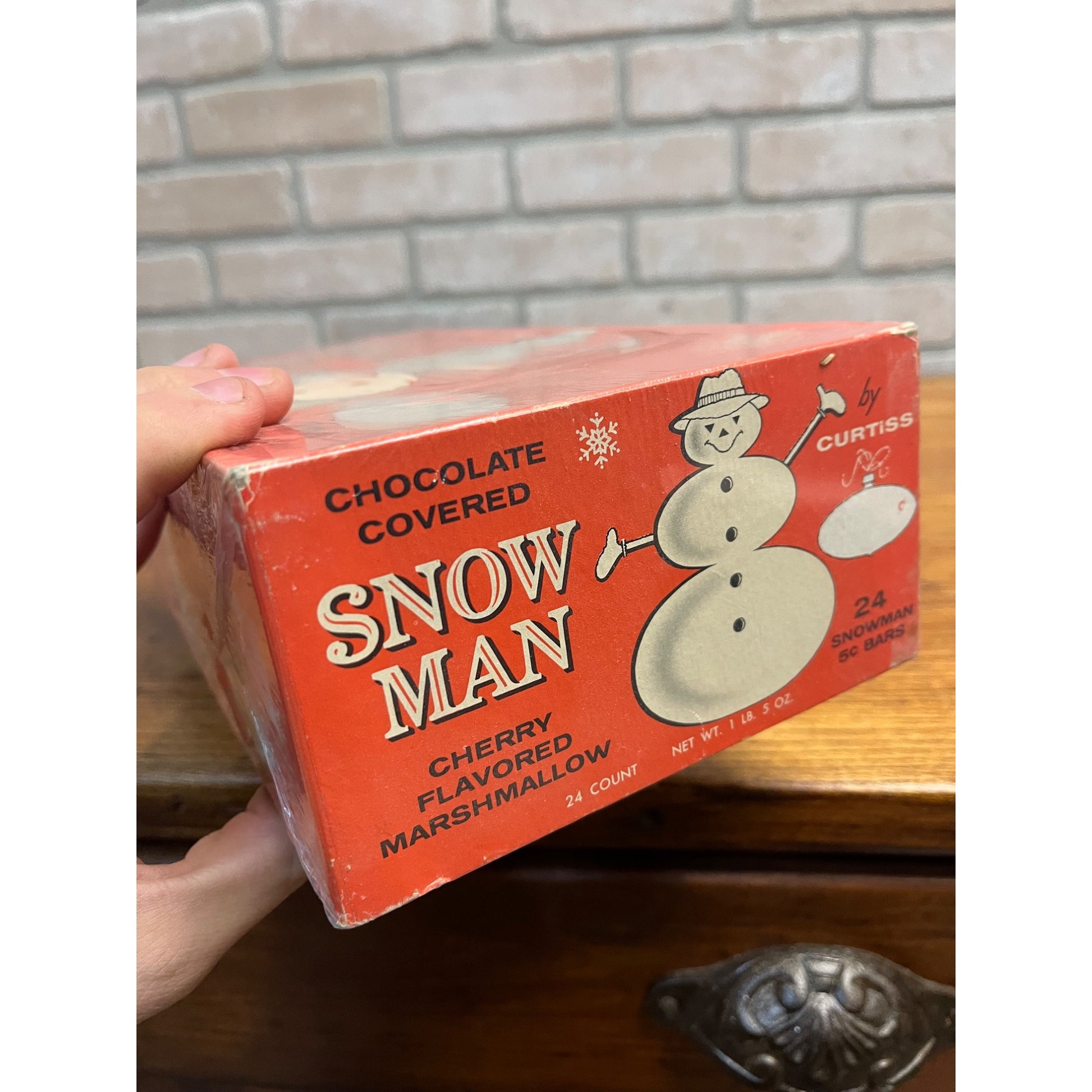 SCARCE Vintage 1950s Curtiss Snow Man Cherry Marshmallow Candy Box Christmas