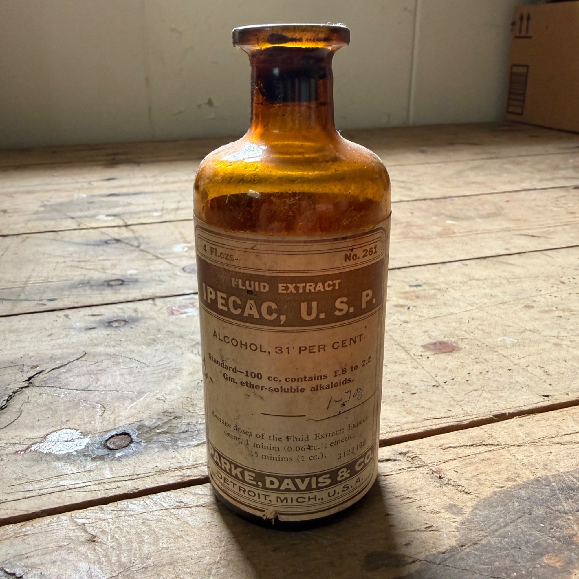 Antique Parke Davis Fluid Extract Ipecac USP Pharmacy Drugstore Medicine Bottle 1938